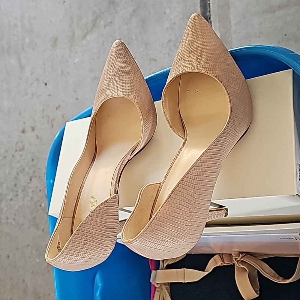 Nine West heels!!